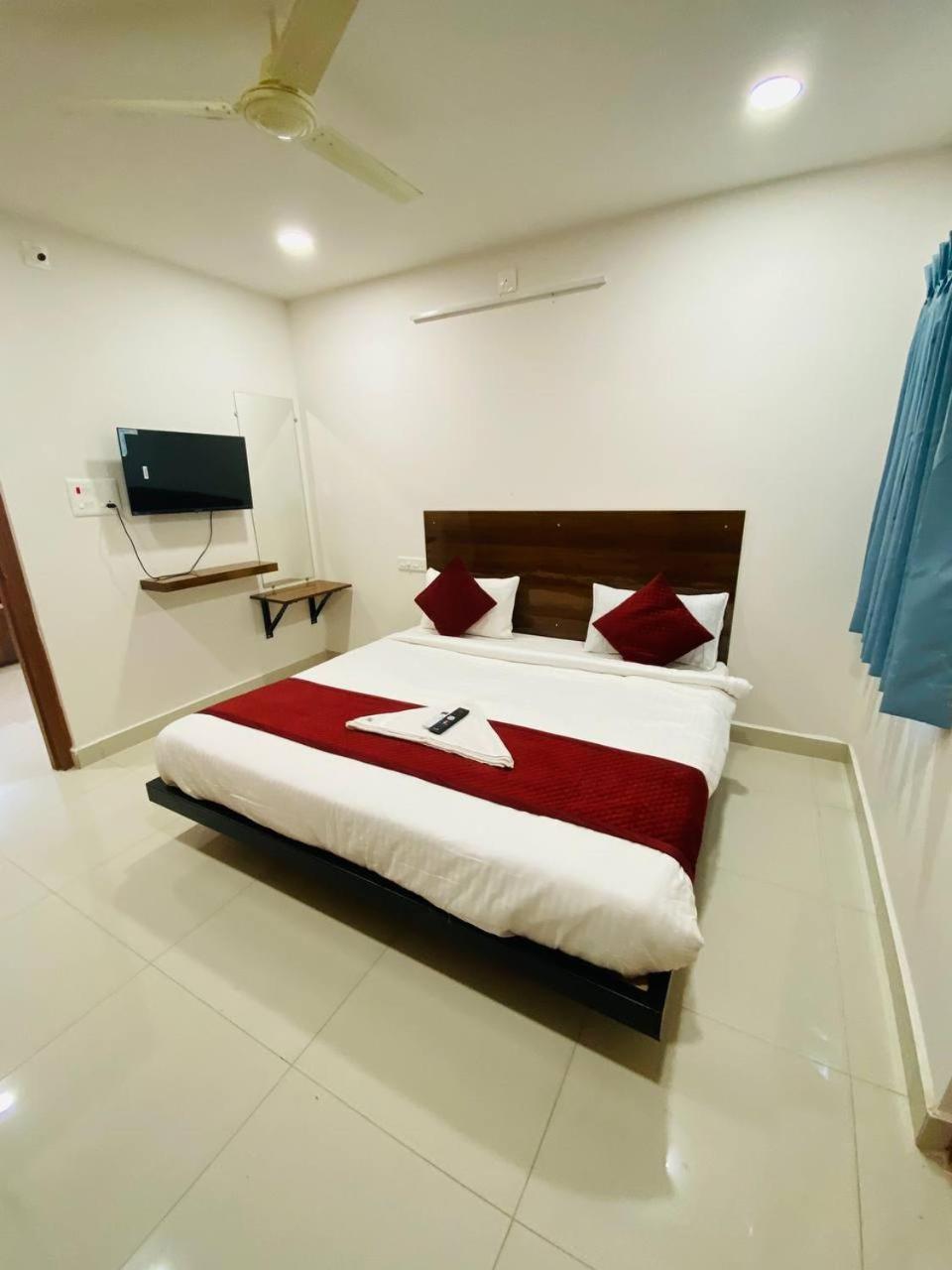 Hk Guest Rooms Guntur Exterior photo