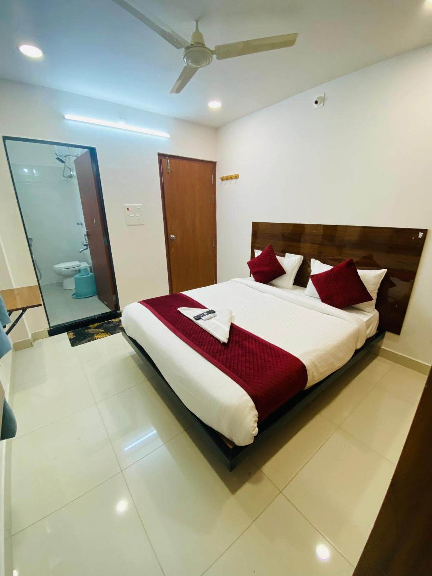 Hk Guest Rooms Guntur Exterior photo