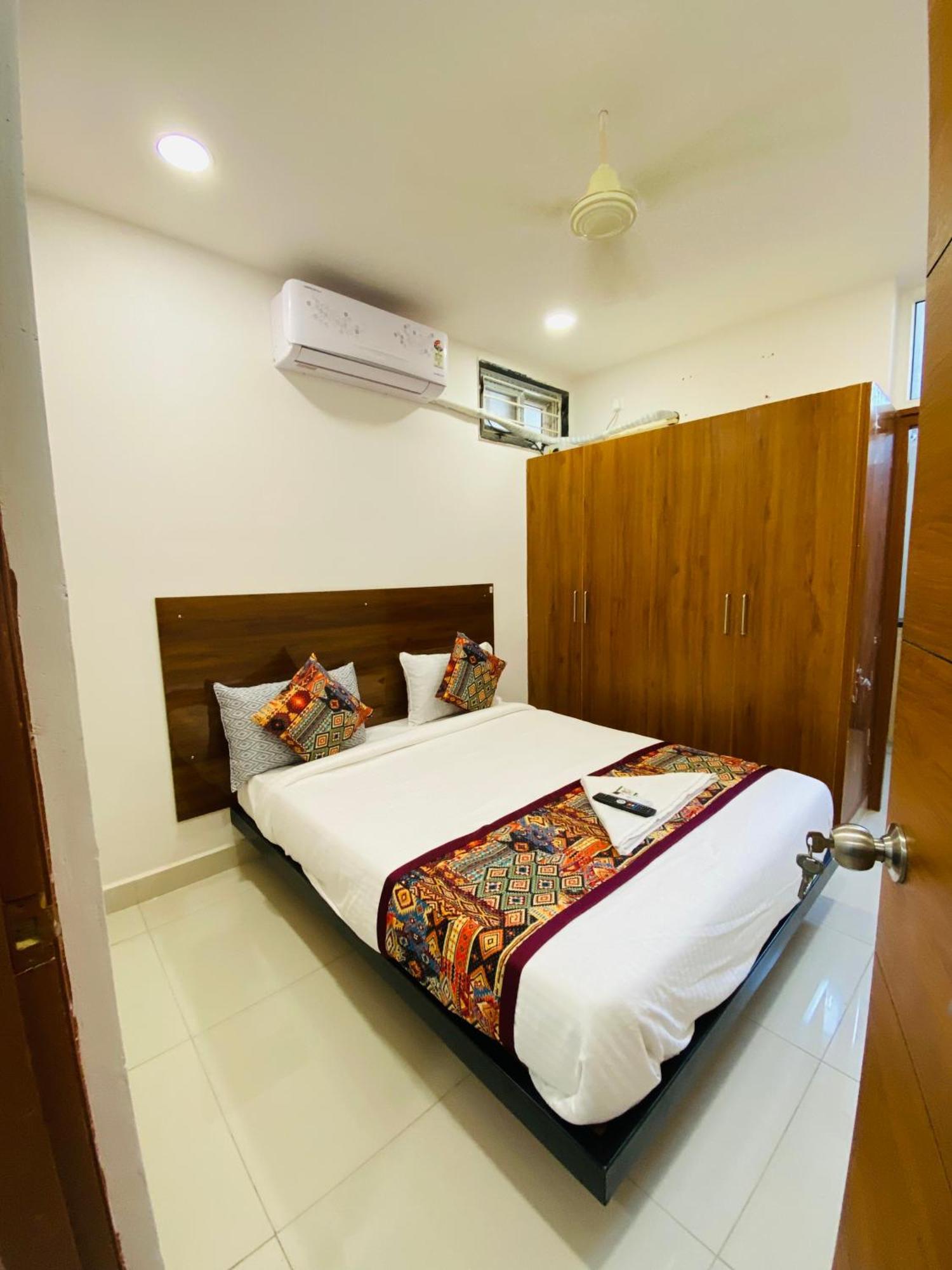 Hk Guest Rooms Guntur Exterior photo